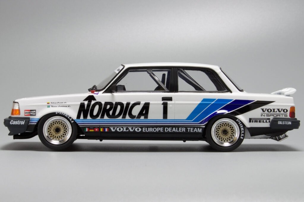 NuNu PN24013 Volvo 240 Turbo &amp;#39;86 ETCC Hockenheim Winner 1/24 – imagen 7