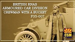 Copper State Models F35-007 Membre d&amp;#39;équipage de la division de véhicules blindés de la RNAS britannique avec un seau 1/35