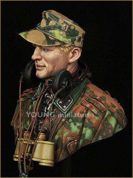 Young Miniatures YM1851 German WAFFEN SS Panzer Officer WWII 1/10 – imagen 2