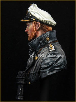 Young Miniatures YM1847 U-BOAT COMMANDER WWII 1/10 – image 4