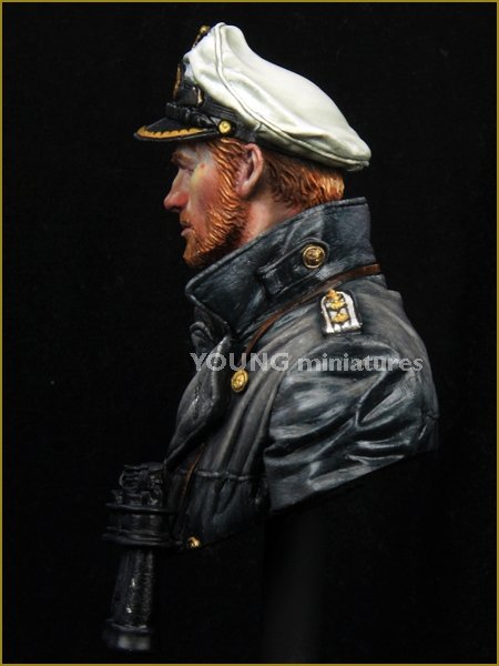 Young Miniatures YM1847 U-BOAT COMMANDER WWII 1/10 – image 4