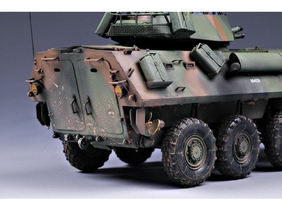Trumpeter 00349 USMC LAV-25 Piranha 1/35 – imagen 8