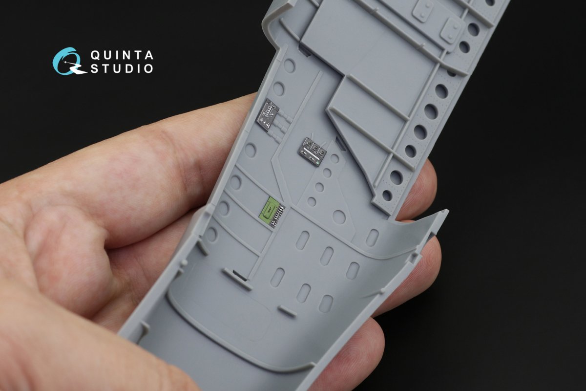Quinta Studio QD32127 A-26B 3D-Printed &amp;amp; coloured Interior on decal paper (Hobby Boss) 1/32 – immagine 15