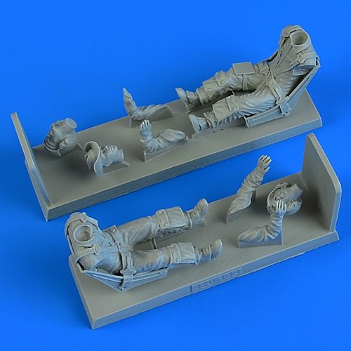 Aerobonus 320133 U.S.A.F. Pilot &amp;amp; Instructor with seats for T-28B Trojan, Vietnam War for Kitty Hawk 1/32