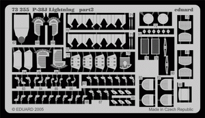 Eduard 73255 P-38J 1/72 (Academy) – Bild 3