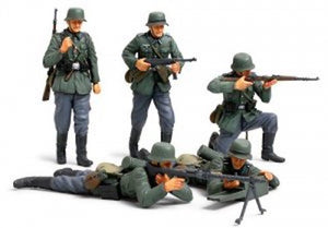 Tamiya 35293 German Infantry Set (French Campaign) 1/35 – immagine 2