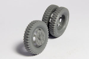 Panzer Art RE35-351 KHD 3000S road wheels (gelande pattern) 1/35 – imagen 2