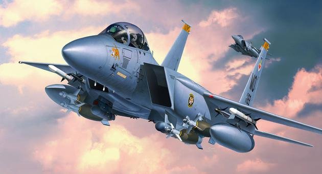 Revell 04891 F-15E STRIKE EAGLE Bombs 1/48