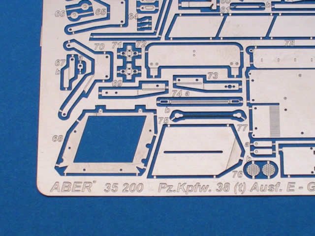 Aber 35200 German light tank Pz.Kpfw. 38(t) Ausf. E/F/G - vol.1 - basic set 1/35 – imagen 3