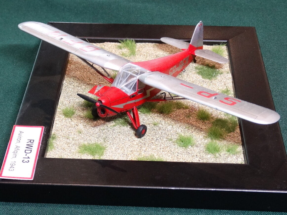 RS Models 94099 RWD-13ST Polish Touring Plane 1/72 – image 4