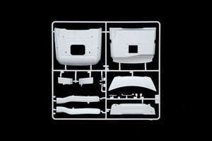 Italeri 3948 MERCEDES-BENZ MP4 BIG SPACE 1/24 – Bild 11
