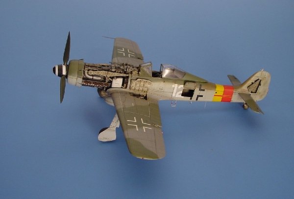 Kit de détails Aires 4019 Focke-Wulf Fw 190D au 1/48 Tamiya 