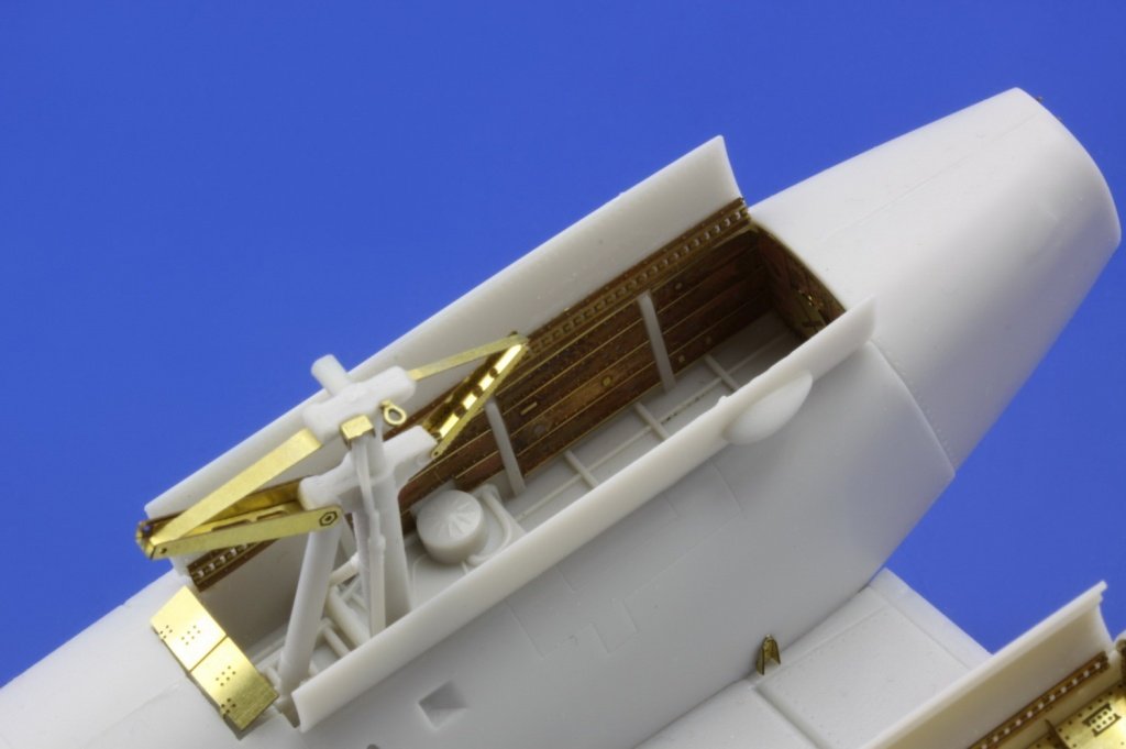 Eduard 48700 S-2E undercarriage 1/48 Kinetic – zdjęcie 2