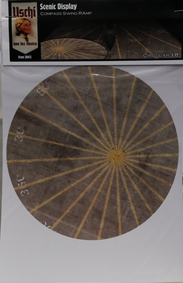 Uschi 3043 Display diorama &amp;quot;Compass Swing Ramp&amp;quot; circular 1/72