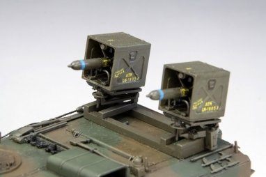 Fine Molds FM54 Japan Ground Self-Defense Force Type 60 APC w/ MAT 1/35 – imagen 2
