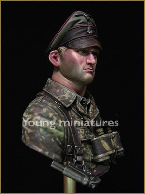 Young Miniatures YM1831 German Waffen SS Officer 1944 1/10 – imagen 6