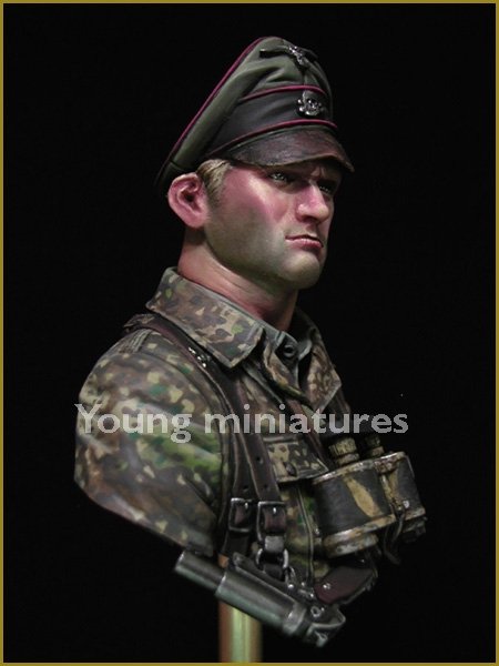 Young Miniatures YM1831 German Waffen SS Officer 1944 1/10 – imagen 6