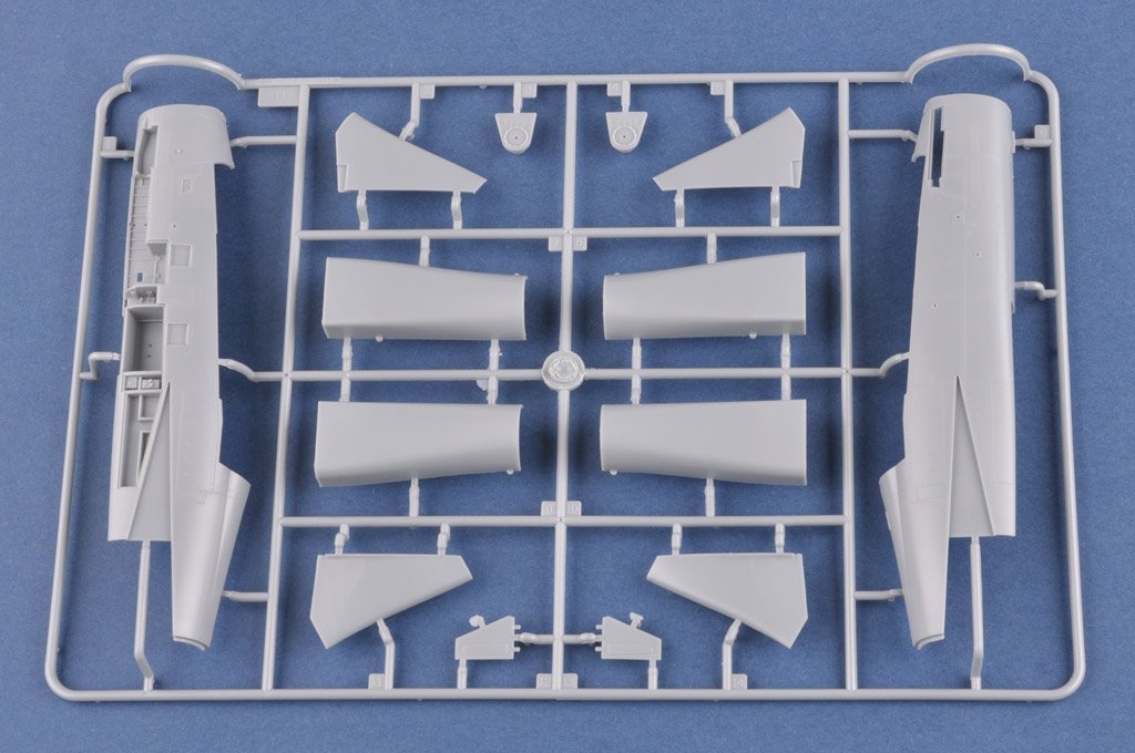 Hobby Boss 81771 IRIAF Persian Cat F-14A Tomcat 1/48 – imagen 6