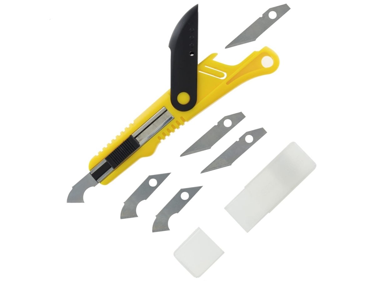 Outil de découpe et de traçage pour plastique Vallejo T06012 + 5 lames