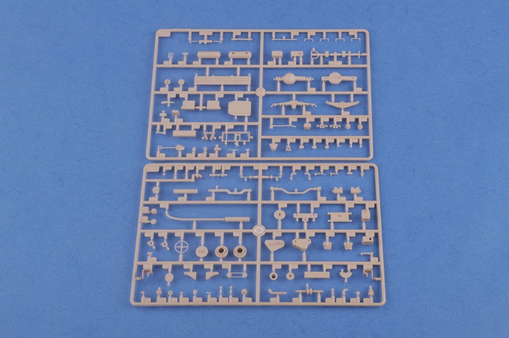 Hobby Boss 83801 US White 666 Cargo Hard Top 1/35 – image 7
