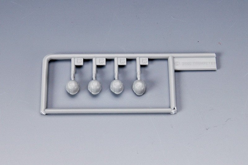 Trumpeter 00405 WAFFEN SS ASSAULT TEAM 1/35 – image 6