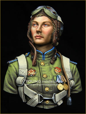 Young Miniatures YM1878 NIGHT WITCHES Soviet Night Bomber Regiment WWII 1/10 – imagen 3