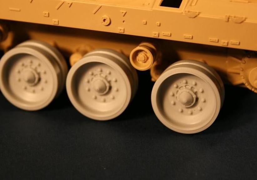 Panzer Art RE35-079 Road wheels for MBT “Challenger” 2 1/35 – imagen 4