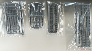 Fujimi 451695 KG-44 Japanese Navy Aircraft Carrier Taiho Full Hull 1/700 – image 4