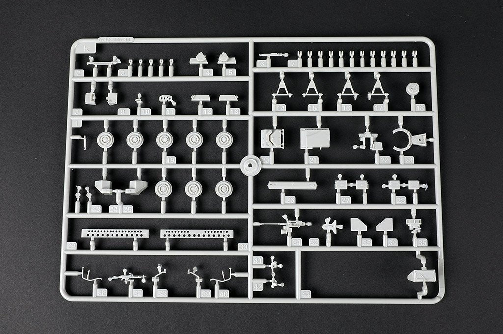 Trumpeter 07456 Stryker M1132 engineering vehicle with SOB engineering shovel 1/72 – imagen 9
