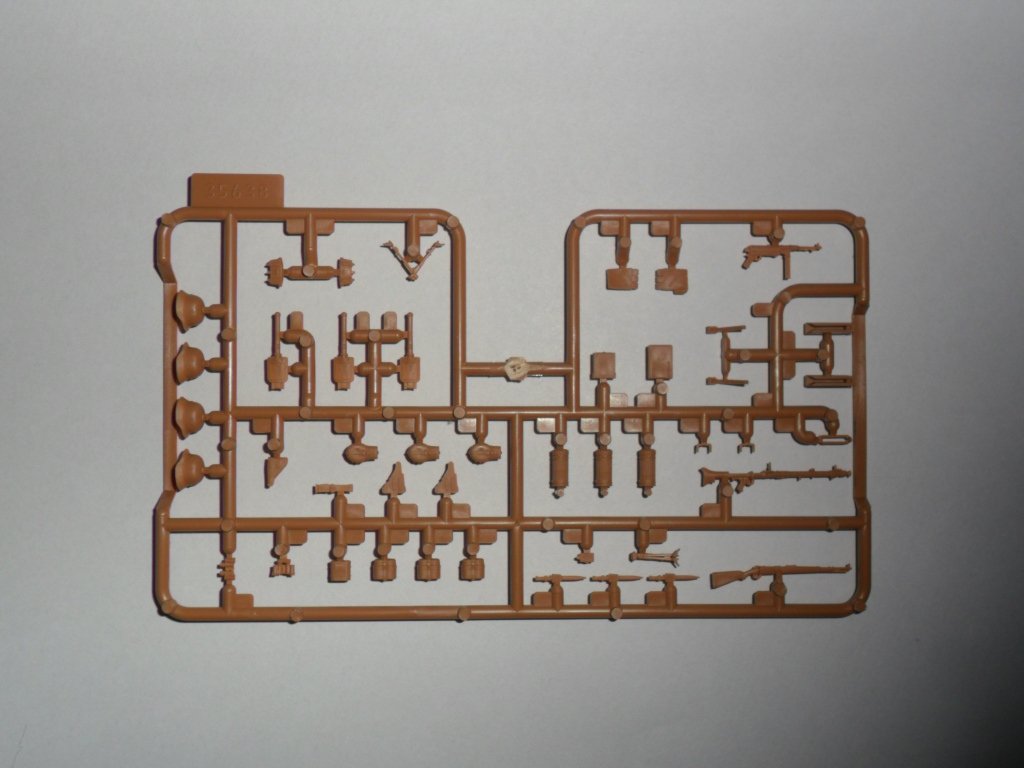 ICM 35103 Sd.Kfz.251/1 Ausf.A avec l&amp;#39;infanterie allemande (1/35) – image 16