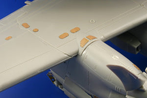 Eduard 48640 E-2C surface panels KINETIC 1/48 – imagen 3