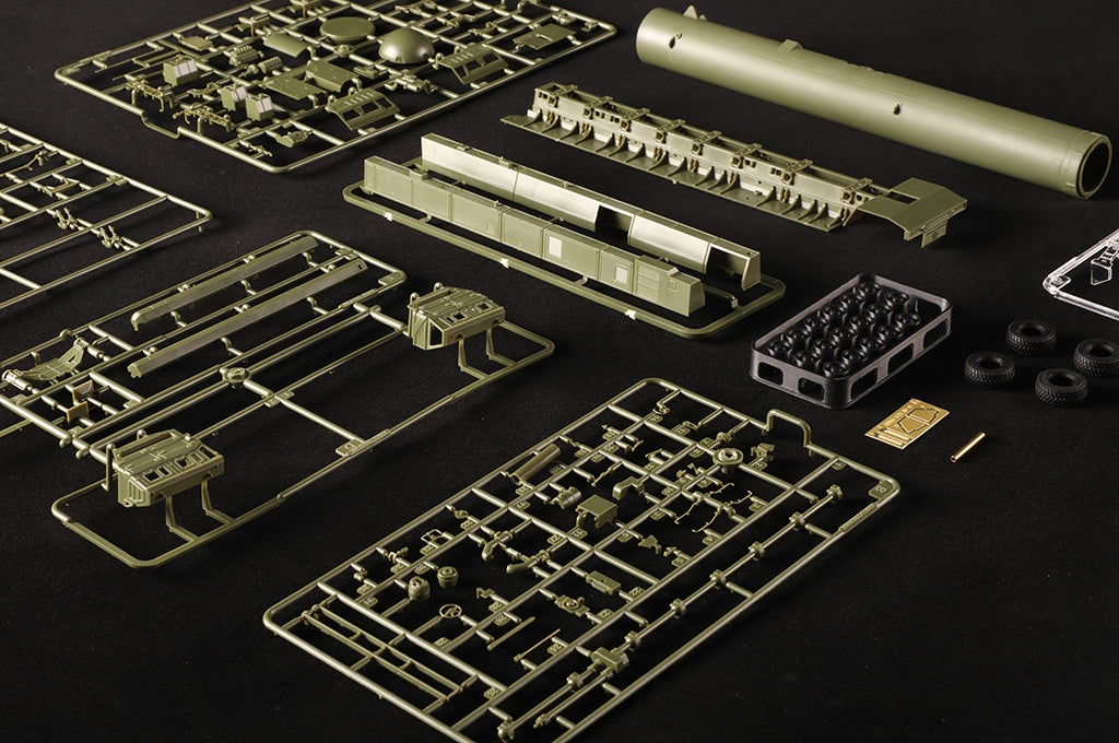 Hobby Boss 82964 DF-61 ICBM 1/72