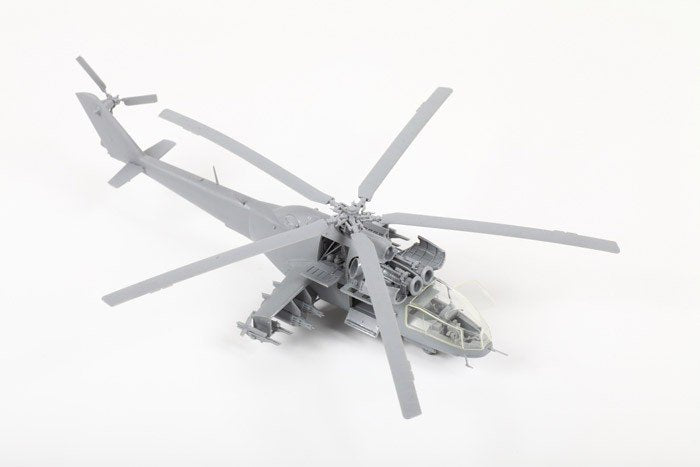 Zvezda 7273 MIL MI-24A HIND 1/72 – imagen 3