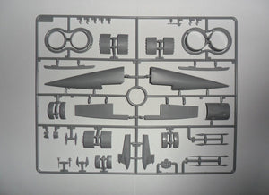 ICM 48904 MiG-25 RBF, Soviet Reconnaissance Plane 1/48 – Bild 6
