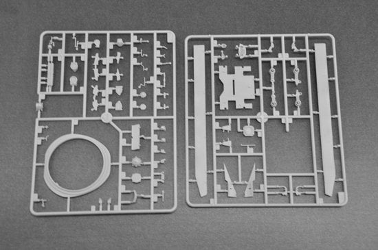 Trumpeter 05565 Char de combat principal russe T-80B (1/35) – image 11
