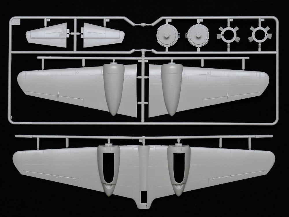 Tamiya 25217 Mitsubishi Ki-46 III Type 100 &amp;amp; 4X4 Light Vehicle Kurogane Set 1/48 – immagine 9