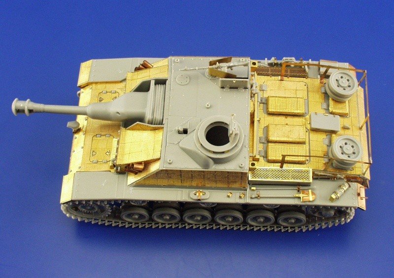 Eduard 35752 Zimmerit StuG. III Ausf. G waffle 1/35 Dragon – image 4