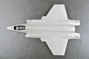 Trumpeter 03230 F-35C Lightning 1/32 – immagine 5