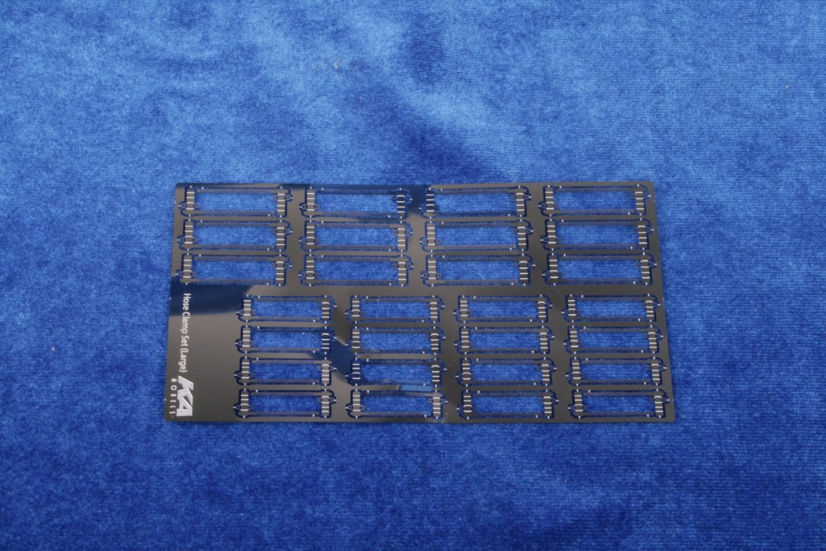KA Models KA-12002 COLLIER DE TUYAU 1/12 – image 3