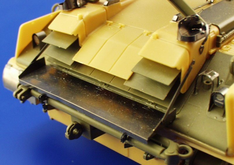 Eduard 35787 M-88 Recovery Tank AFV Club – Bild 4