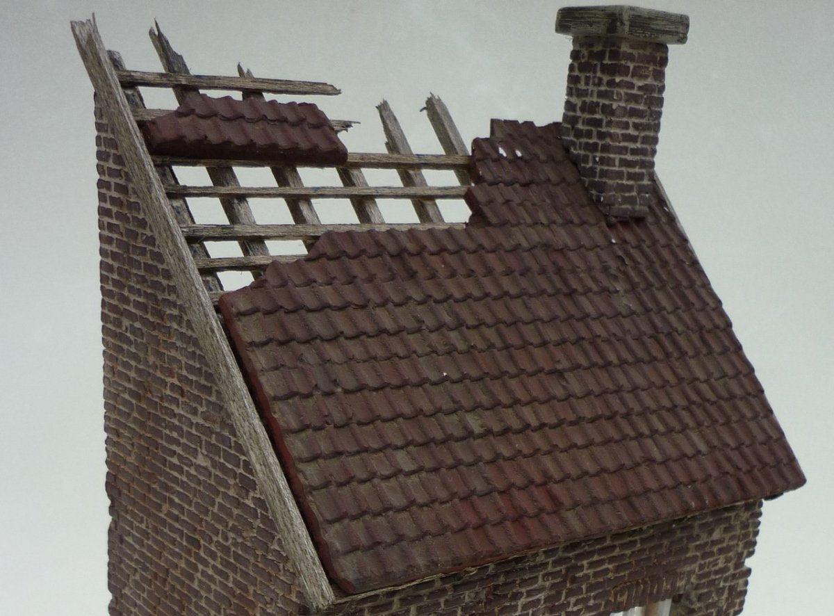 RT-Diorama 35007 Roof tiles with chimney 1/35 – imagen 2