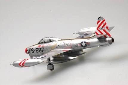Hobby Boss 80246 F-84E Chasseur Thunderjet (1/72)  – image 5