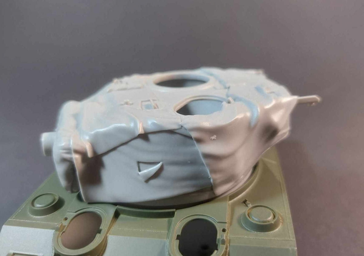 Panzer Art RE35-785 M4 Sherman M23 turret with canvas winter camouflage cover 1/35 – image 4
