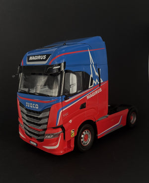 Italeri 3963 IVECO S-WAY 1/24