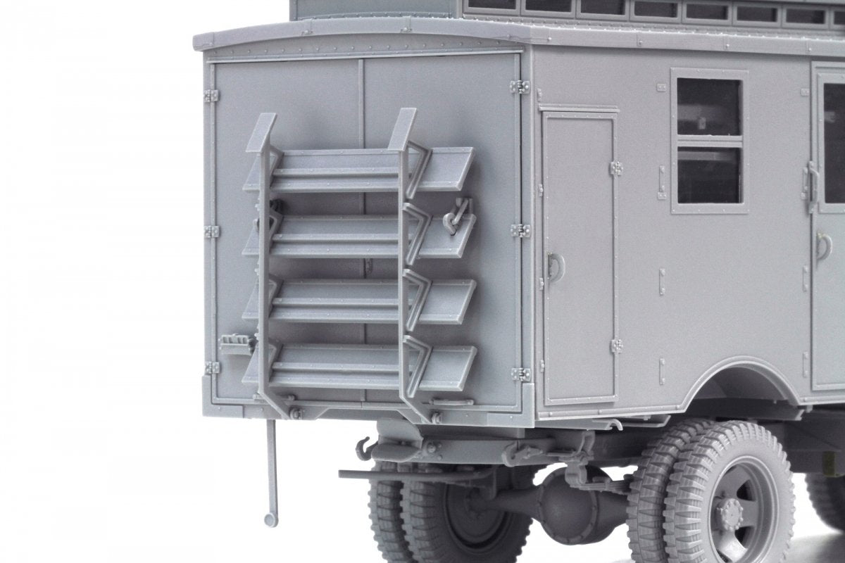 Dragon 6790 WWII German Ambulance Truck 1/35 – imagen 6