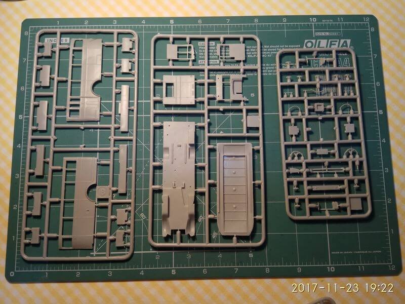 Maquette de bus soviétique ZiS-8 au 1/72 (réf. 72110)  – image 10