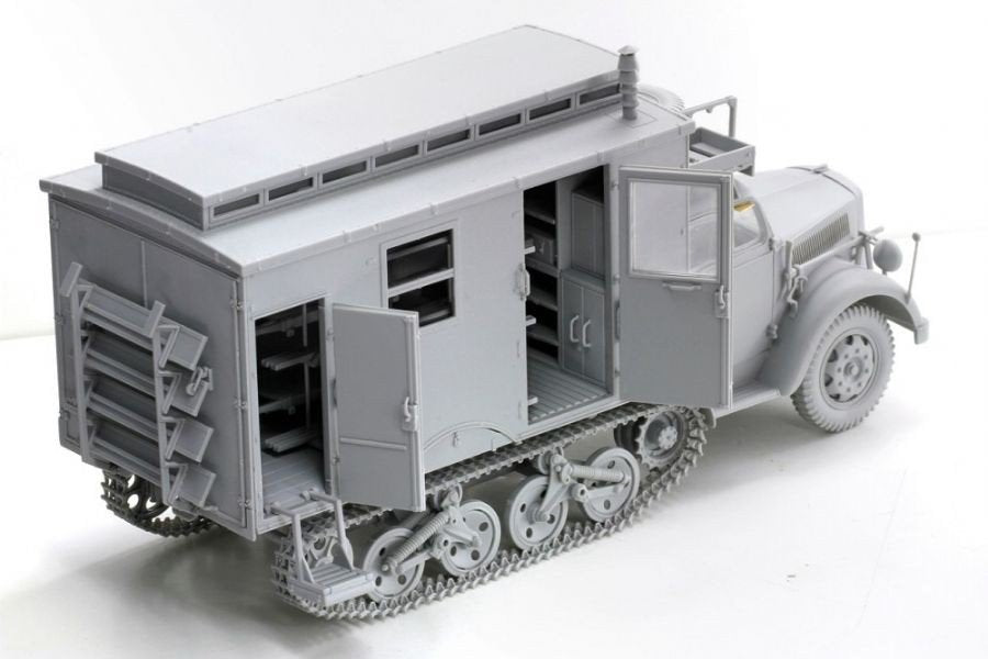 Dragon 6766 Sd.Kfz.3 Maultier Ambulance 1/35 – Bild 13