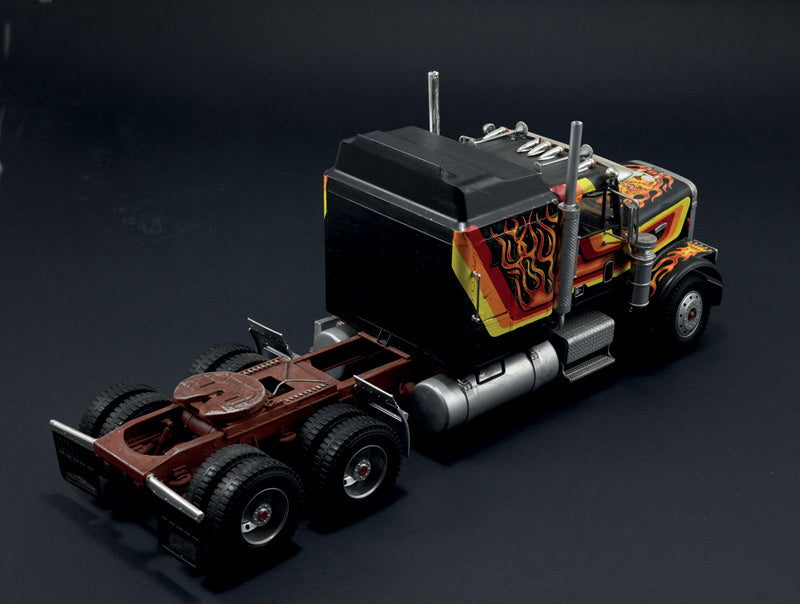 Italeri 90785 Freightliner Aerodyne 1/24 – imagen 4