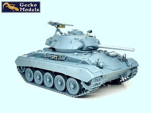 Gecko Models 16GM0038 US M24 Light Tank Chaffee WWII Version 1/16 – immagine 10