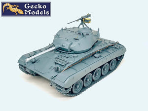 Gecko Models 16GM0038 US M24 Light Tank Chaffee WWII Version 1/16 – immagine 14